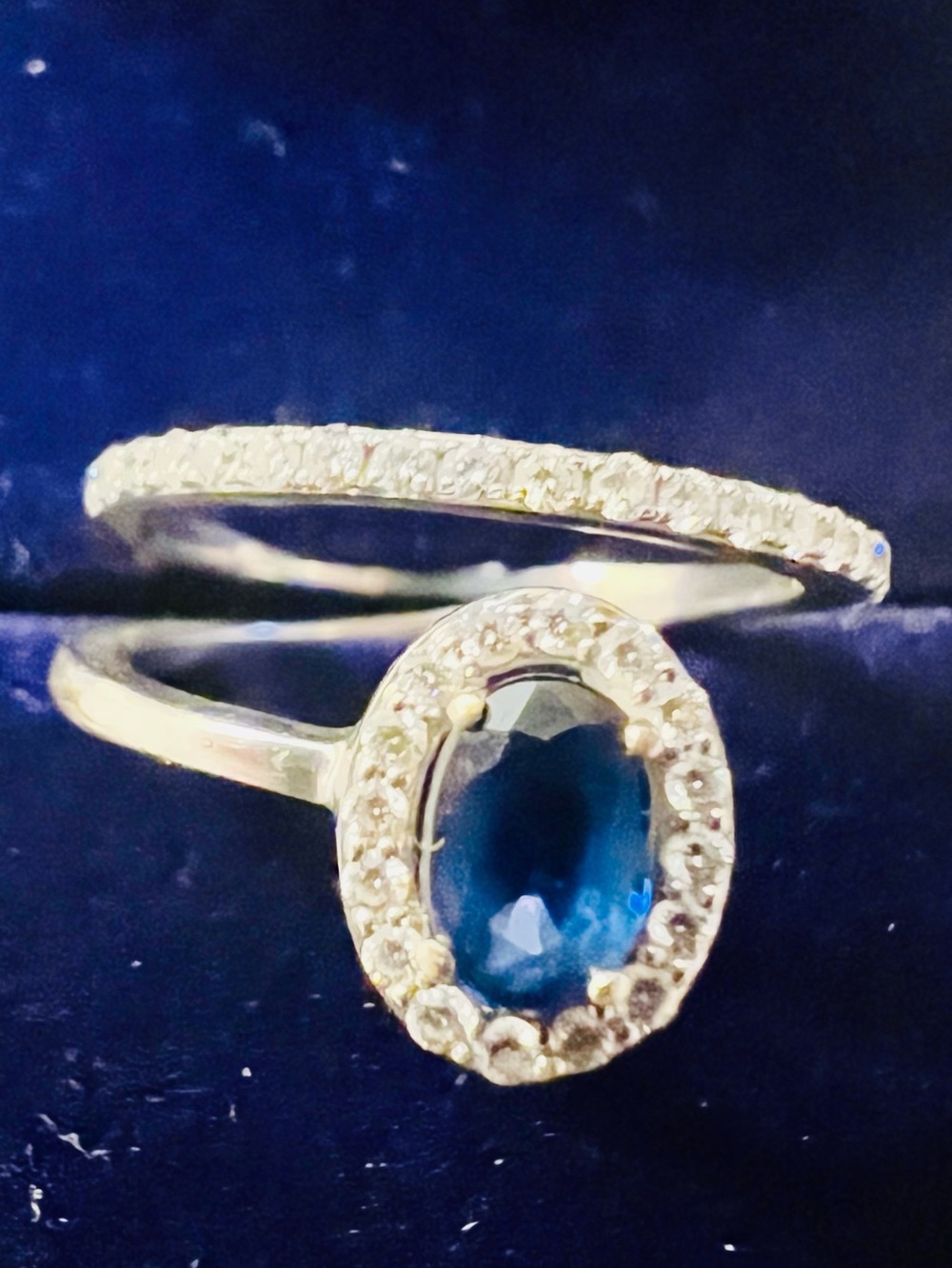 Designer Simón G. Lady’s 18K White Gold Diamond And Sapphire Ring Size 7